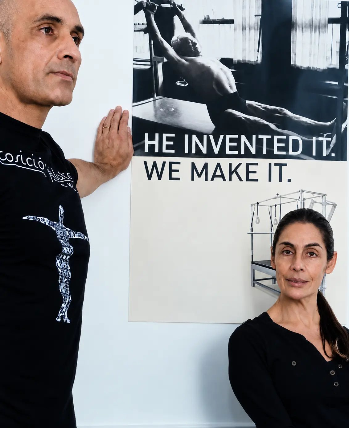 Fernando y Alejandra en el estudio Posición Pilates