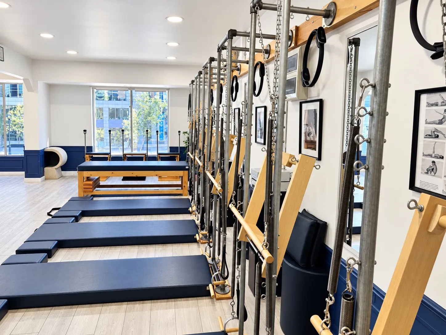 Zona de Mat y Wall Unit de Posición Pilates en El Golf
